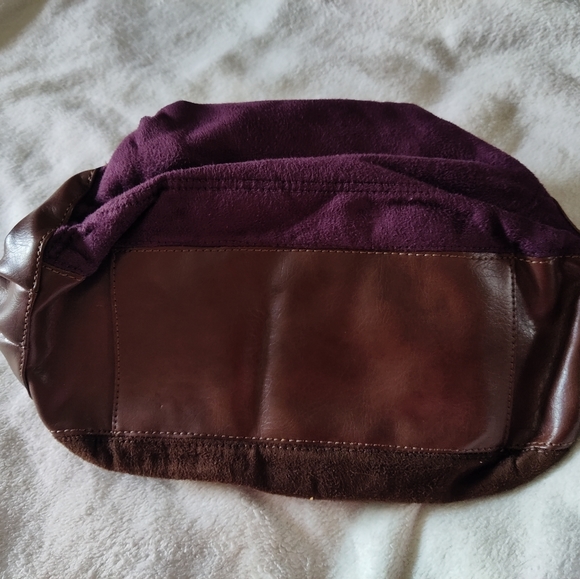 Relic Hobo Style Brown Wine Purple Purse With Tassell - Picture 5 of 5